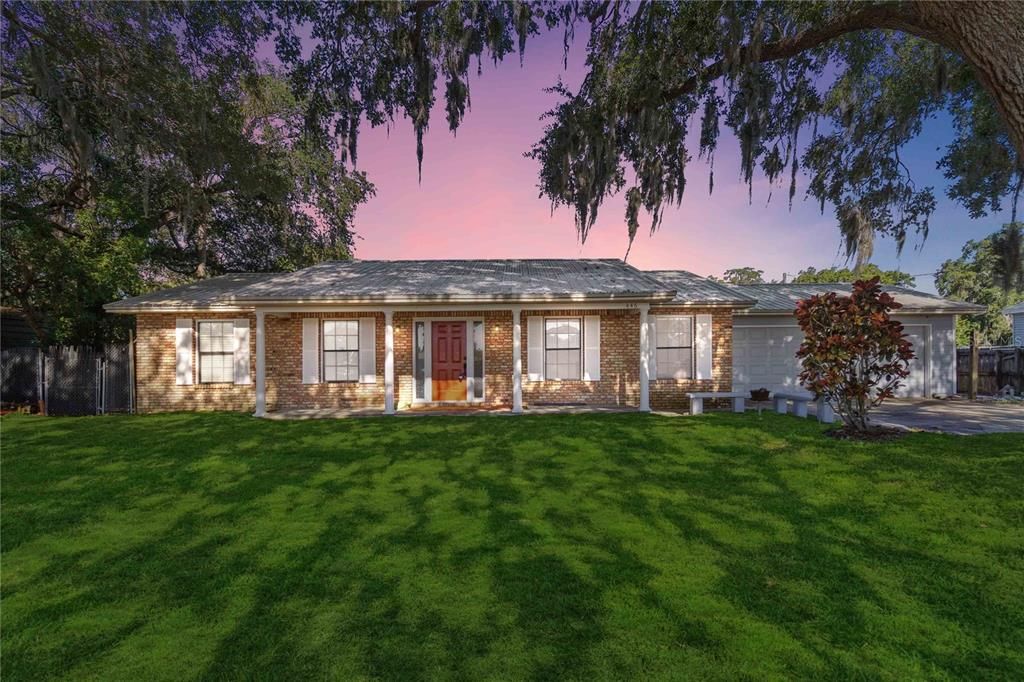 Recently Sold: $339,000 (3 beds, 2 baths, 1421 Square Feet)