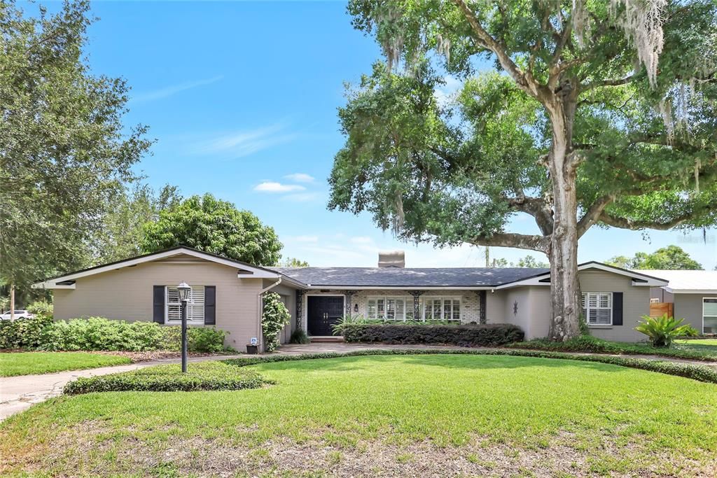 Active With Contract: $697,500 (3 beds, 2 baths, 1836 Square Feet)