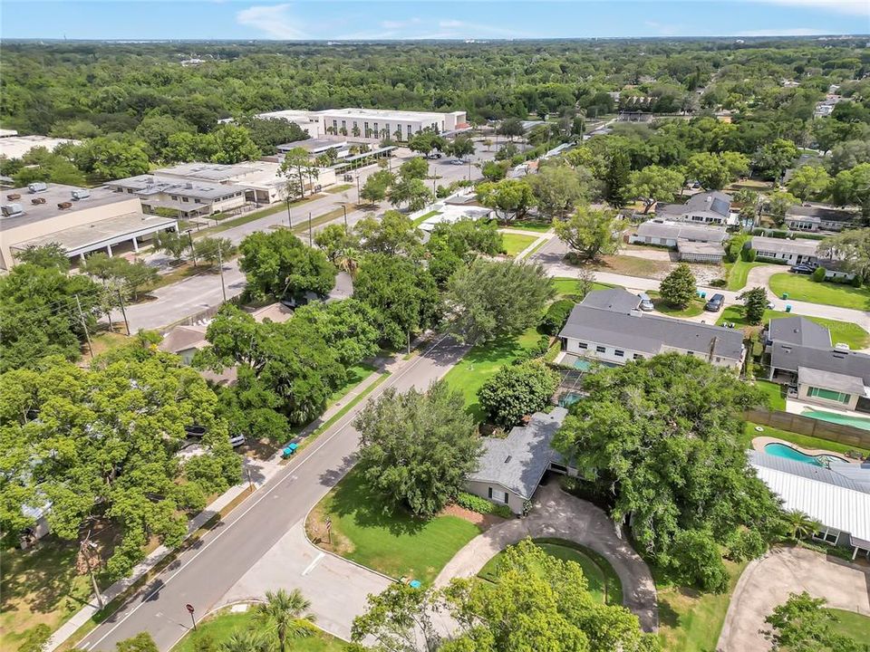 Active With Contract: $697,500 (3 beds, 2 baths, 1836 Square Feet)