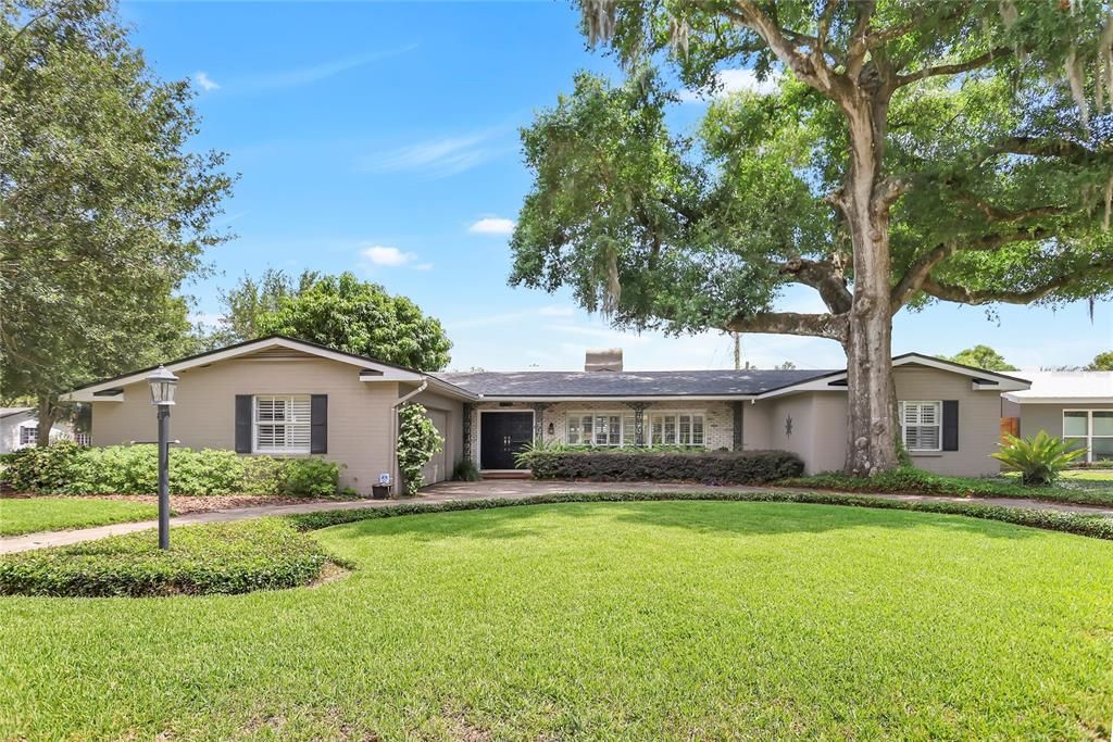 Active With Contract: $697,500 (3 beds, 2 baths, 1836 Square Feet)