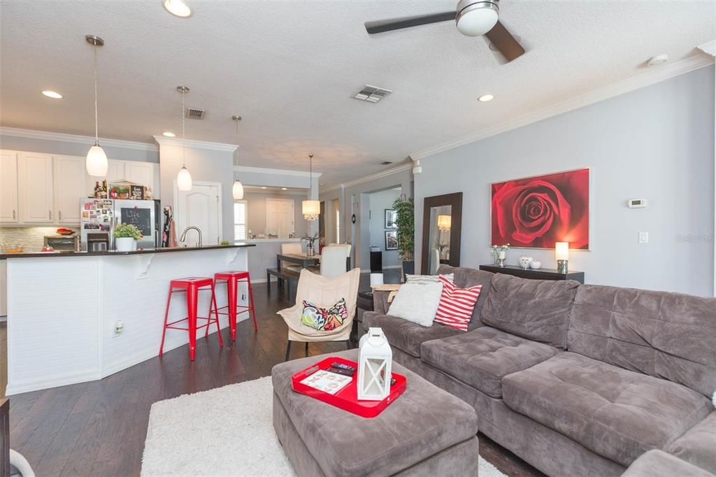 Active With Contract: $2,900 (4 beds, 3 baths, 2197 Square Feet)