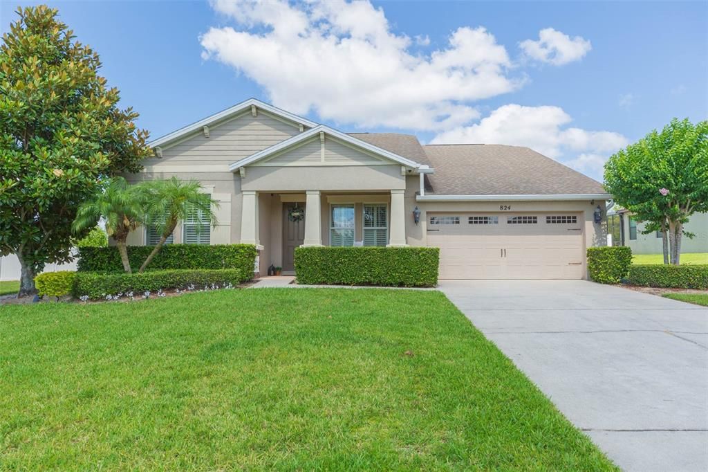 Active With Contract: $2,900 (4 beds, 3 baths, 2197 Square Feet)