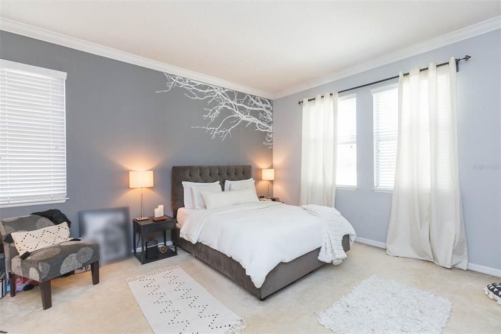 Active With Contract: $2,900 (4 beds, 3 baths, 2197 Square Feet)