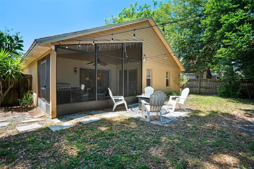 Active With Contract: $359,900 (4 beds, 2 baths, 1546 Square Feet)