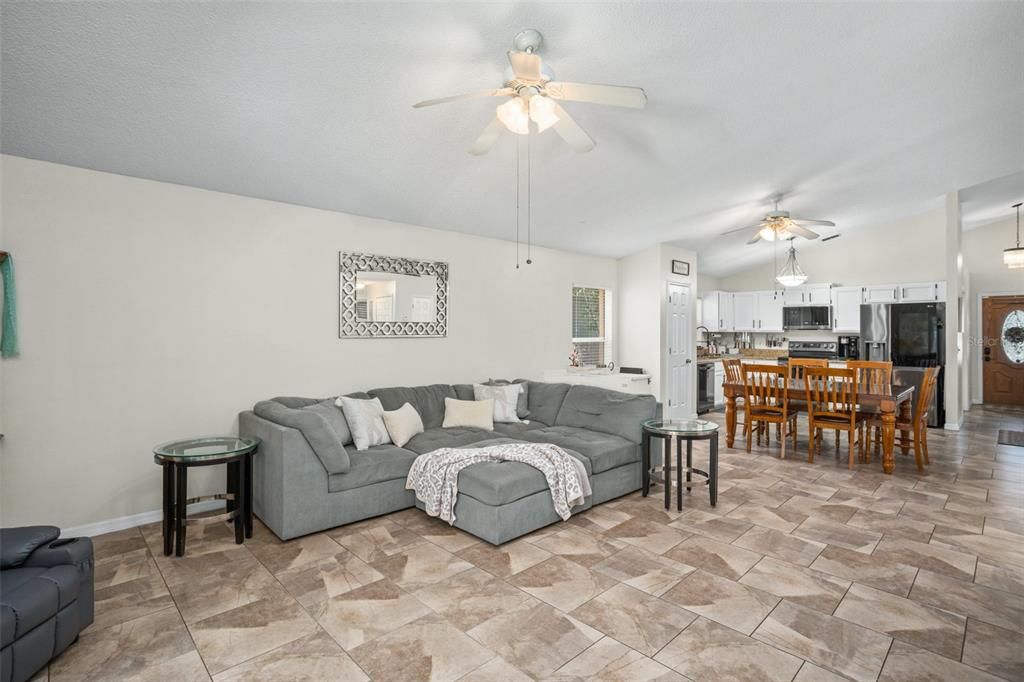 Active With Contract: $359,900 (4 beds, 2 baths, 1546 Square Feet)