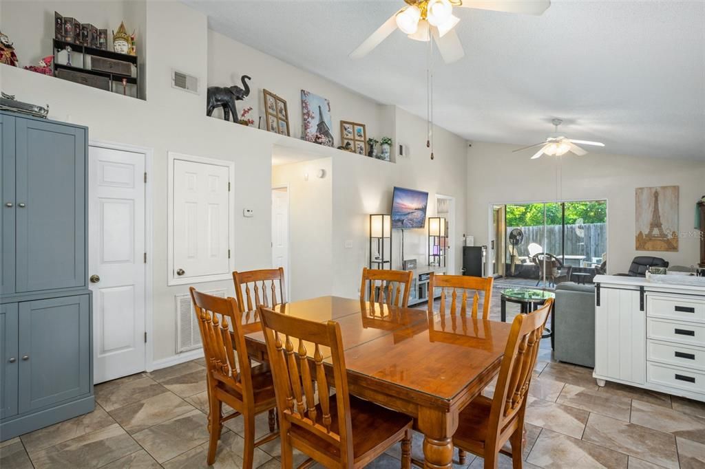 Active With Contract: $359,900 (4 beds, 2 baths, 1546 Square Feet)