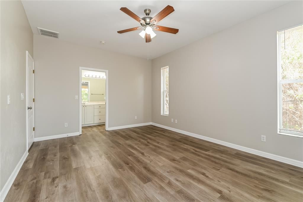 Recently Rented: $2,065 (3 beds, 2 baths, 1453 Square Feet)