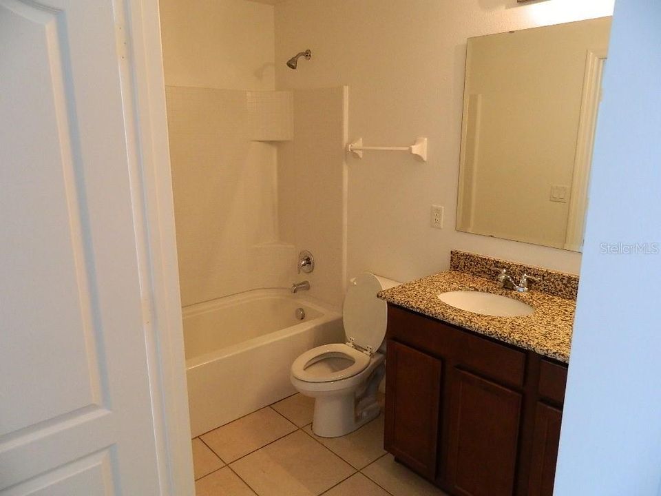 For Rent: $1,995 (3 beds, 2 baths, 1549 Square Feet)