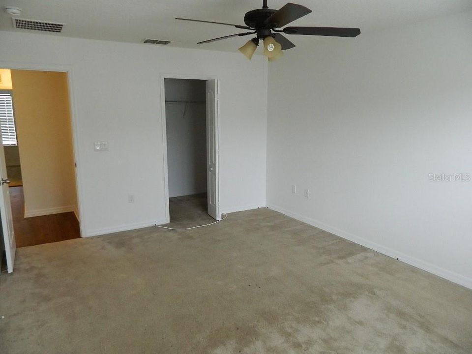 For Rent: $1,995 (3 beds, 2 baths, 1549 Square Feet)