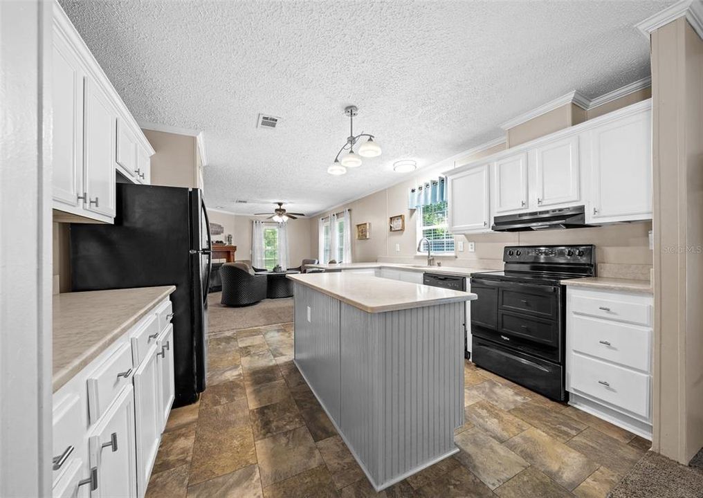 Active With Contract: $364,900 (4 beds, 2 baths, 2052 Square Feet)
