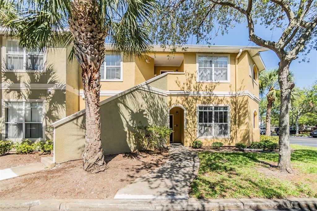 Recently Sold: $255,000 (1 beds, 1 baths, 701 Square Feet)