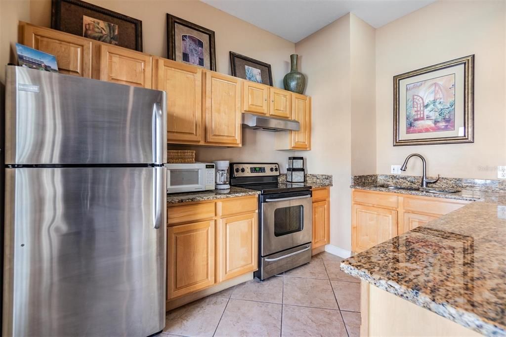 Recently Sold: $255,000 (1 beds, 1 baths, 701 Square Feet)
