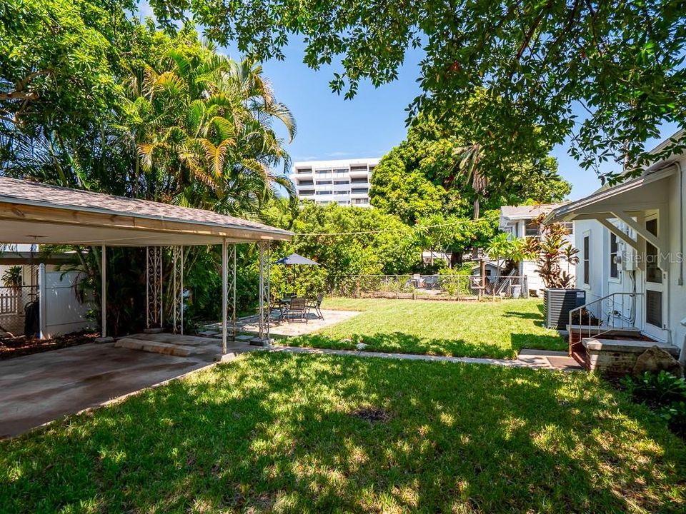 Cottage Carport