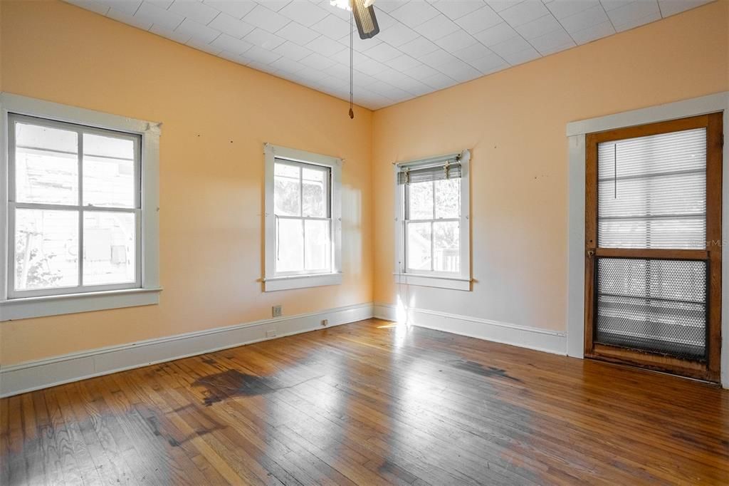 Main House Bedroom 1