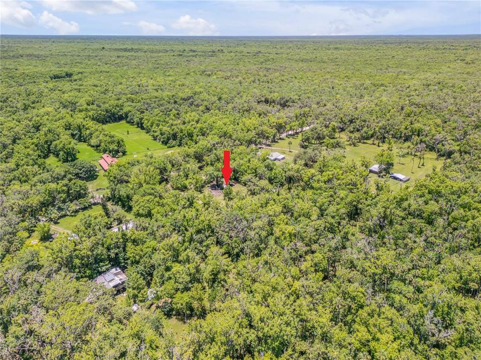 На продажу: $325,000 (3.74 acres)