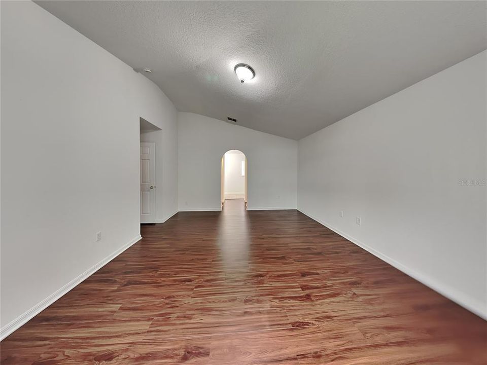 Active With Contract: $2,295 (3 beds, 2 baths, 2215 Square Feet)