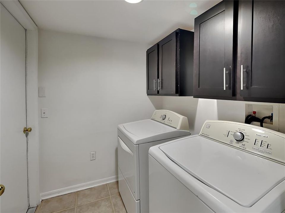 Active With Contract: $2,295 (3 beds, 2 baths, 2215 Square Feet)