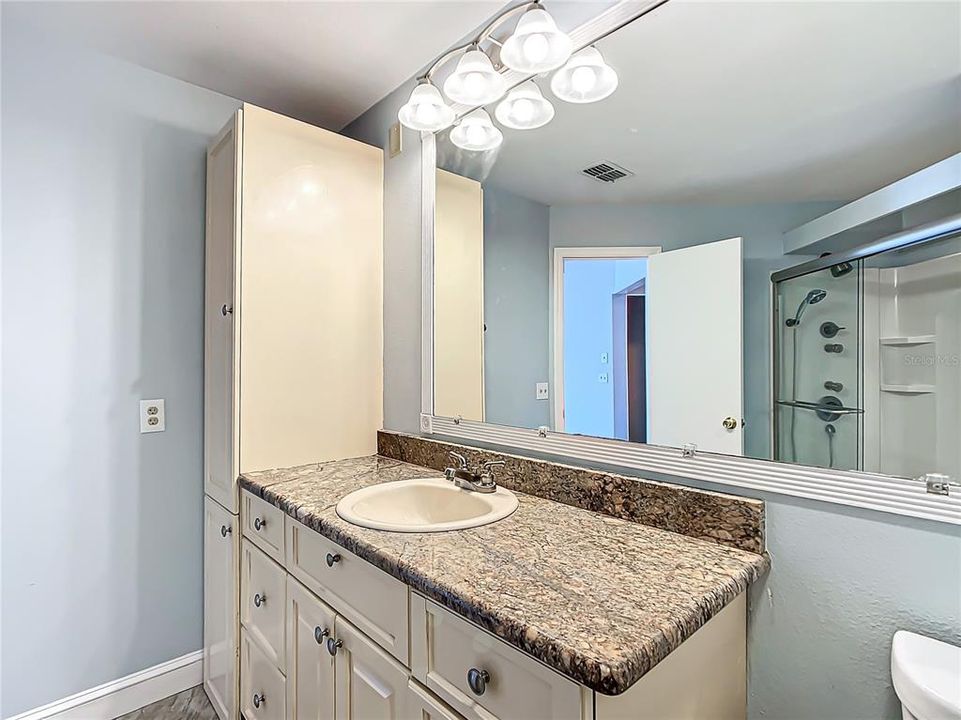 For Sale: $539,000 (2 beds, 2 baths, 1308 Square Feet)