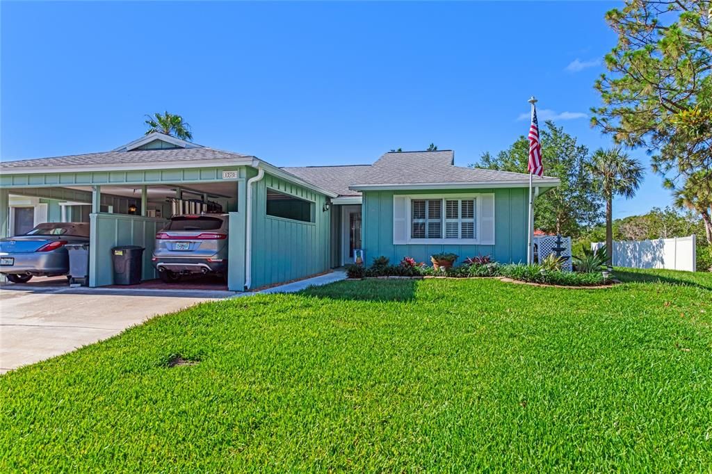 For Sale: $560,000 (2 beds, 2 baths, 1141 Square Feet)