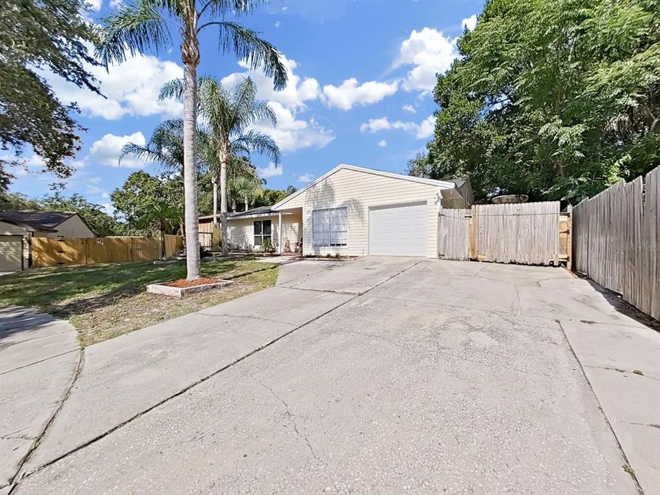 For Sale: $695,000 (4 beds, 3 baths, 2183 Square Feet)