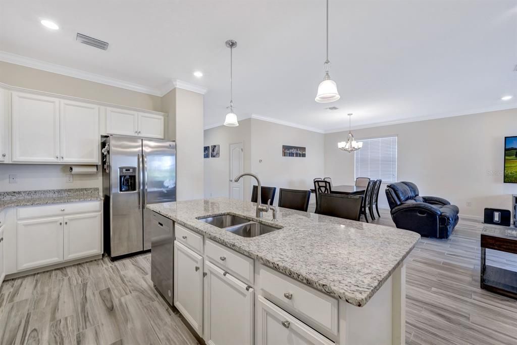 Active With Contract: $535,000 (4 beds, 3 baths, 2032 Square Feet)