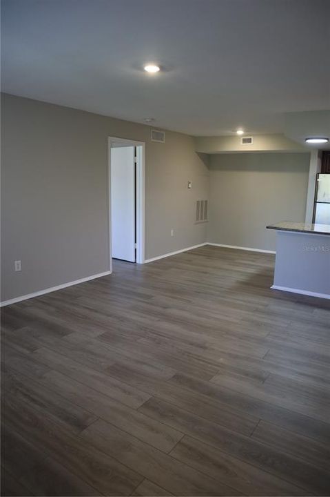 For Rent: $1,750 (2 beds, 2 baths, 937 Square Feet)