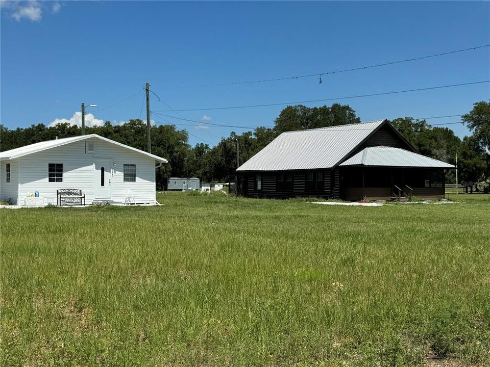 For Sale: $599,000 (5 beds, 2 baths, 1916 Square Feet)