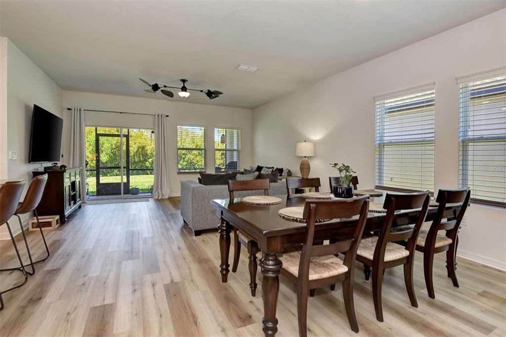 Active With Contract: $415,000 (4 beds, 3 baths, 1912 Square Feet)