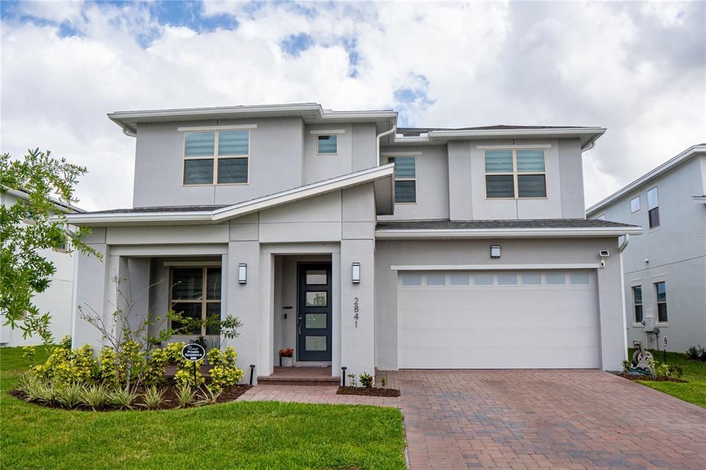 Active With Contract: $3,300 (4 beds, 3 baths, 2951 Square Feet)