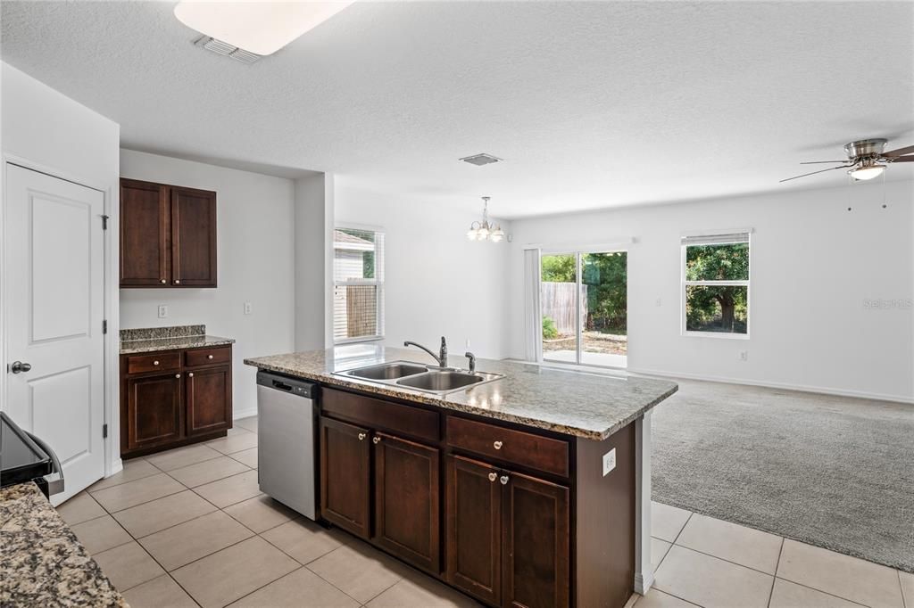 Active With Contract: $315,000 (4 beds, 2 baths, 1788 Square Feet)