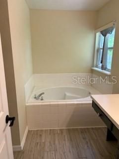 Active With Contract: $2,500 (4 beds, 2 baths, 1542 Square Feet)