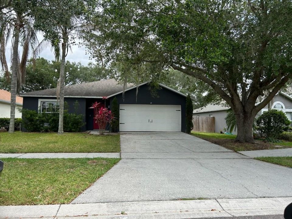 Active With Contract: $2,500 (4 beds, 2 baths, 1542 Square Feet)