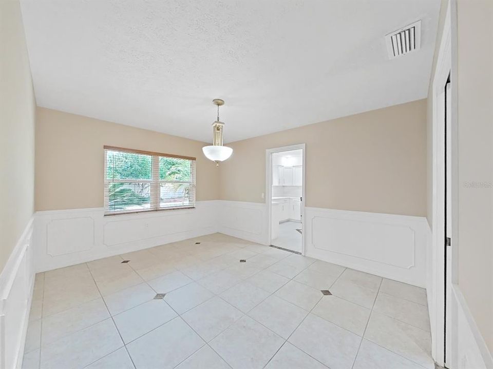 For Sale: $559,000 (4 beds, 2 baths, 2223 Square Feet)