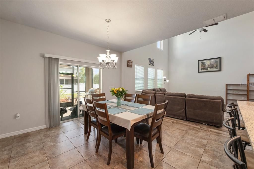 Active With Contract: $419,900 (4 beds, 2 baths, 2871 Square Feet)