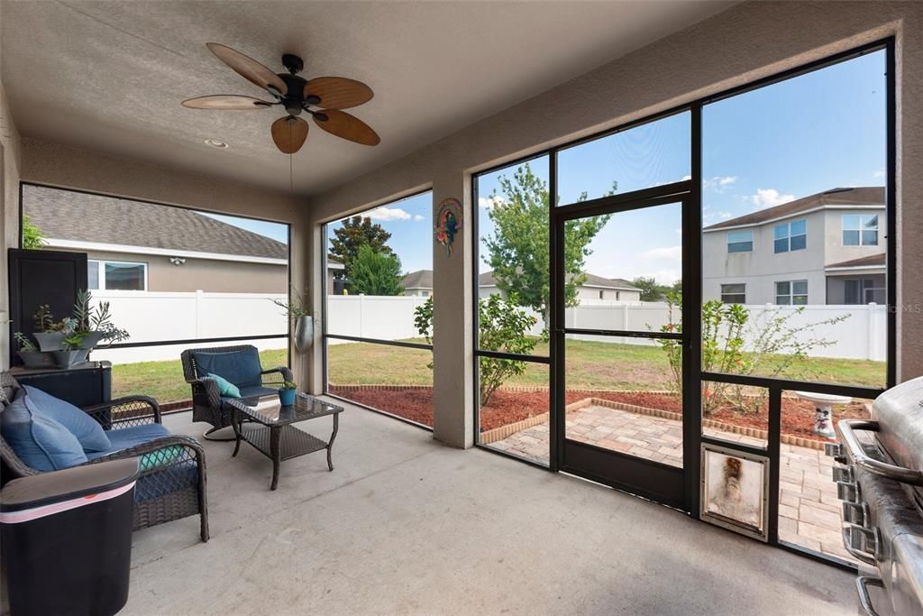 Active With Contract: $419,900 (4 beds, 2 baths, 2871 Square Feet)