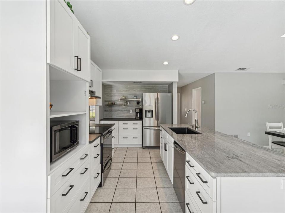 Active With Contract: $369,900 (3 beds, 2 baths, 1795 Square Feet)