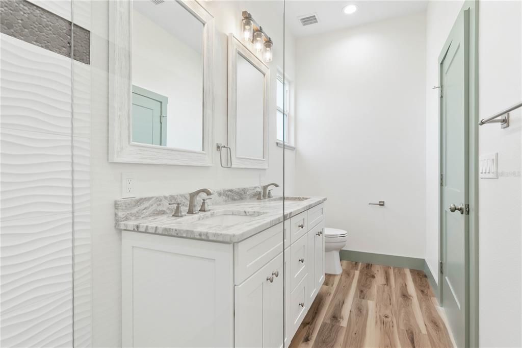 Active With Contract: $699,000 (3 beds, 2 baths, 1525 Square Feet)