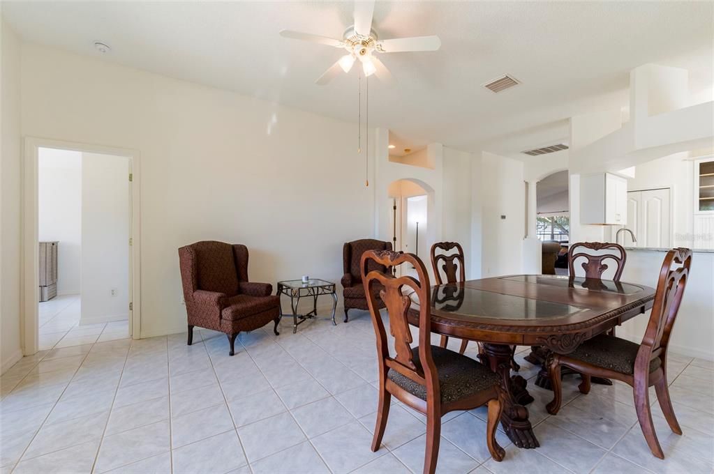 Active With Contract: $389,900 (4 beds, 2 baths, 1873 Square Feet)