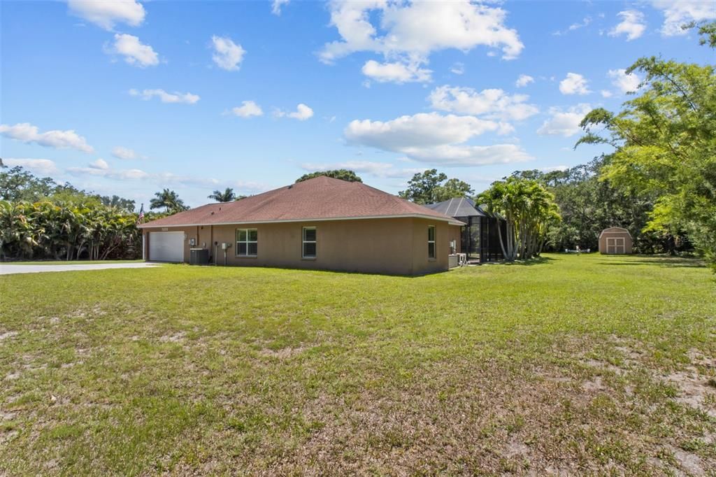 For Sale: $1,399,000 (4 beds, 2 baths, 2709 Square Feet)