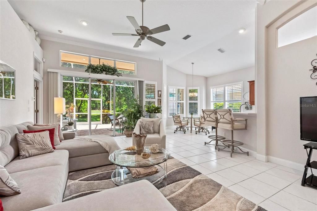 Recently Sold: $550,000 (3 beds, 2 baths, 1960 Square Feet)