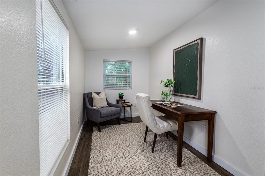 Active With Contract: $339,000 (3 beds, 2 baths, 1600 Square Feet)