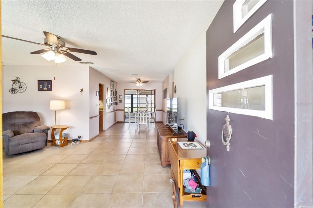 Active With Contract: $175,000 (2 beds, 2 baths, 1040 Square Feet)