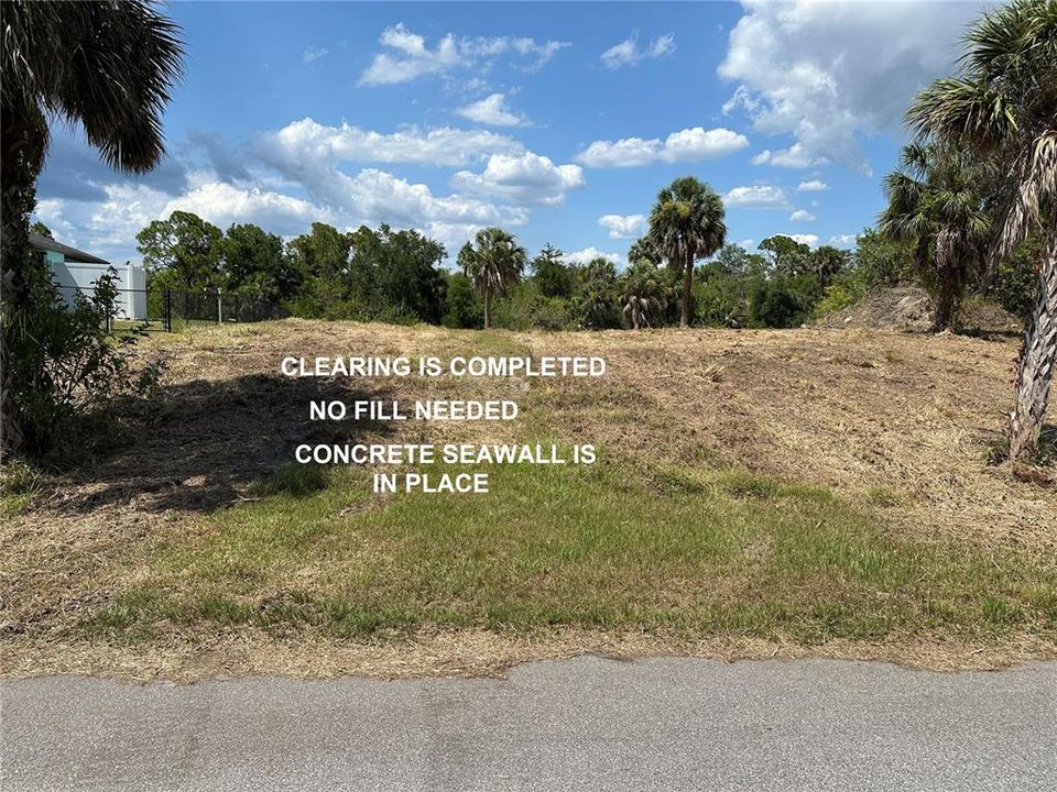 Active With Contract: $139,000 (0.25 acres)