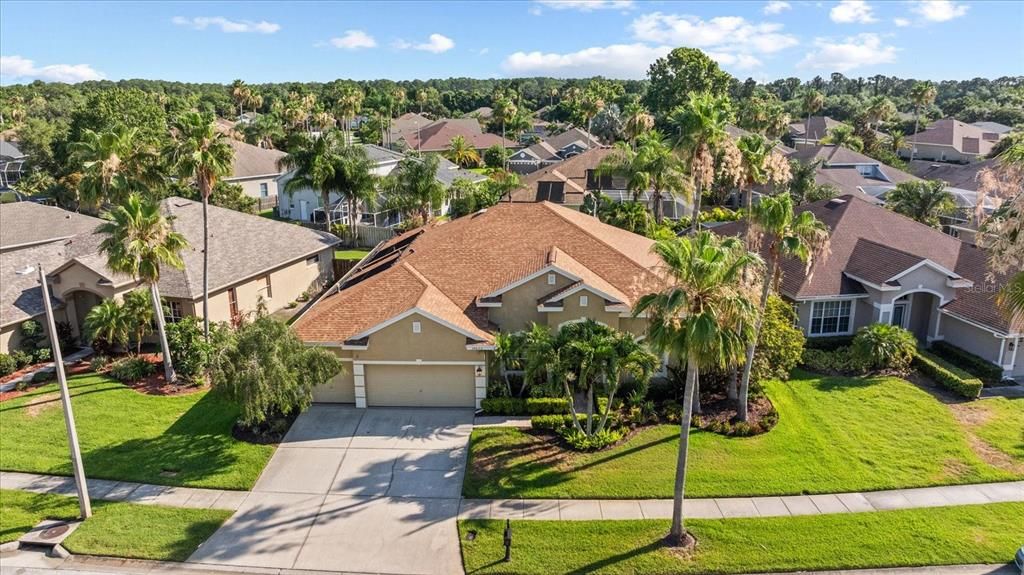 Active With Contract: $900,000 (5 beds, 3 baths, 3237 Square Feet)