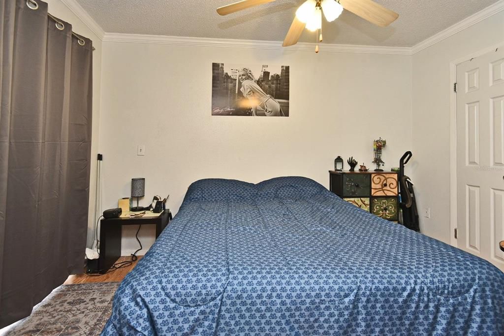 For Sale: $100,000 (1 beds, 1 baths, 496 Square Feet)