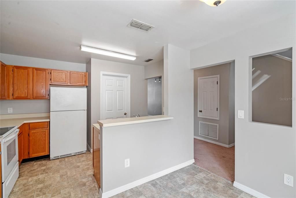 For Sale: $263,000 (2 beds, 2 baths, 1394 Square Feet)