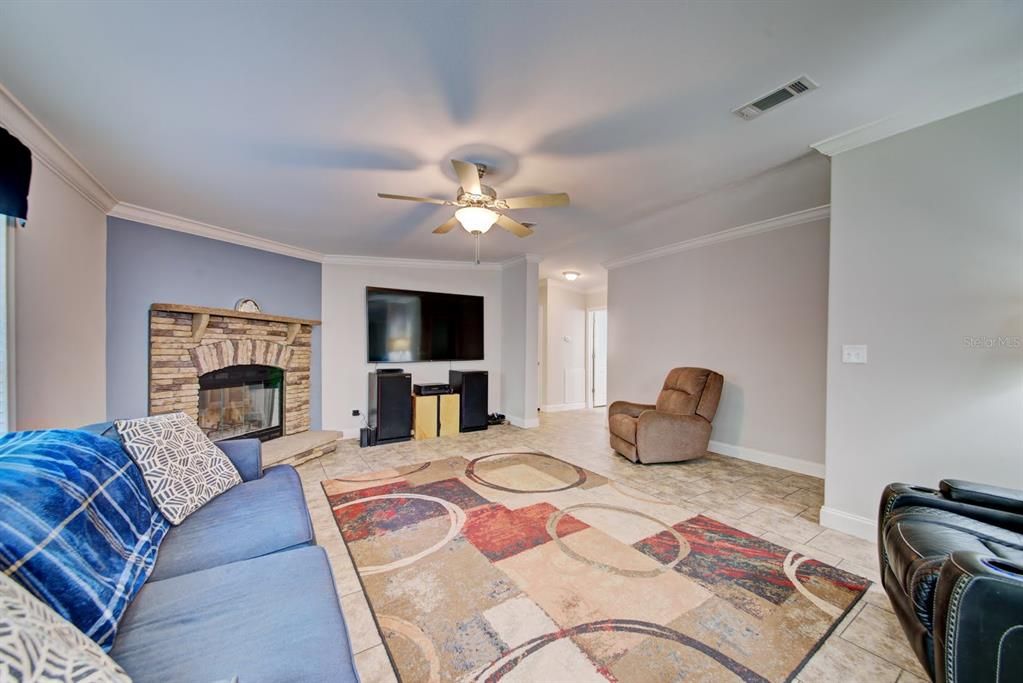 Active With Contract: $429,900 (4 beds, 2 baths, 2356 Square Feet)