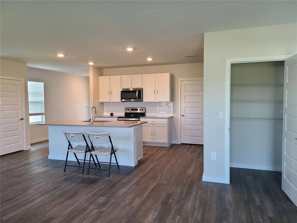 Active With Contract: $3,600 (4 beds, 2 baths, 2260 Square Feet)