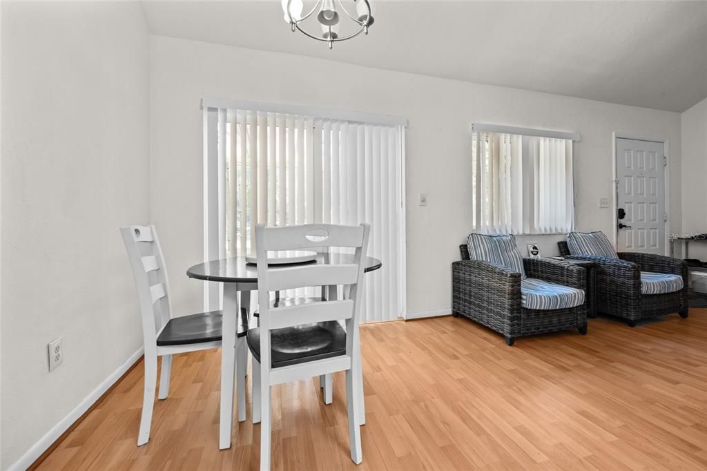 Dining room w/door to atrium