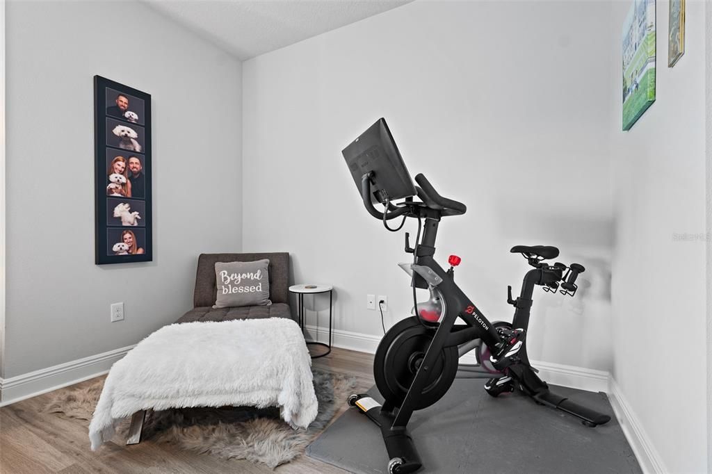 Active With Contract: $529,900 (2 beds, 2 baths, 1410 Square Feet)